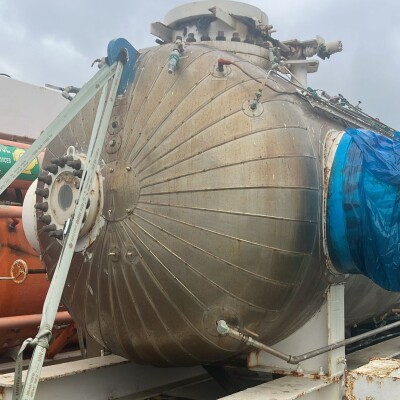 9 man decompression tank-3