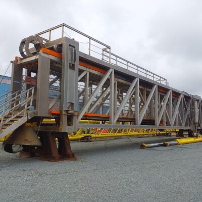 Extendable offshore bridge