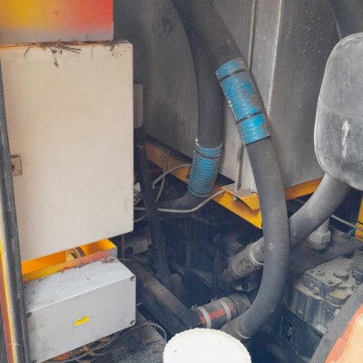 3 pieces Diesel / Hydraulic Powerpacks 280kW-10