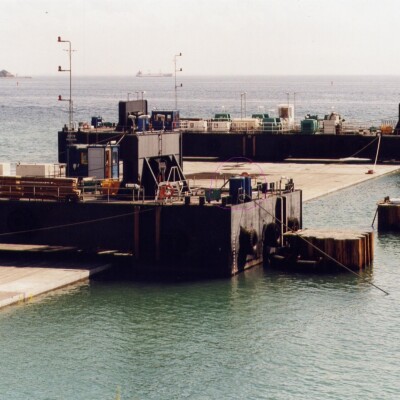 IMMERSION BARGES FOR IMMERSION OF SUBSEA TUNNEL ELEMENTS