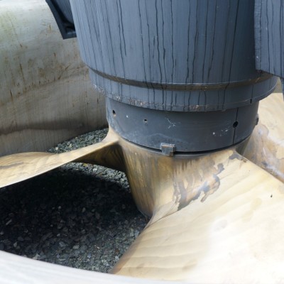 2 AQUA MASTER US3001 1864kW Thrusters-2