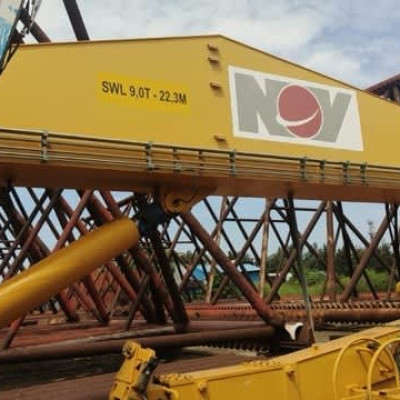 NOV Knuckle Boom Crane 9T@22,3 mtr