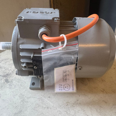 Roten 5RN71M04E12 3-Phase Electric Motor 0.25kW 230/400V 1365RPM IE1 IP55-3