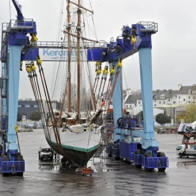 Elidra 650T  Boat lift / travel lift