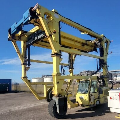 Combilift Straddle Carrier β Model SC3T (35 Ton Capacity)-5