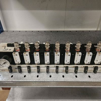 Pneumatic Air Flow Distribution Panel – 10 Channels with Flow Meters