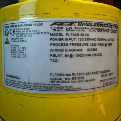 NEW FCI FLT93B-BC00 Flow / Level / Temperature Switch – Explosion Proof – Indust-3