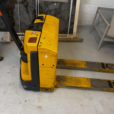 Jungheinrich Electric Pallet Truck – EJE 116-2