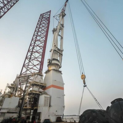 Huisman crane (PMOC) with 750T capacity-3