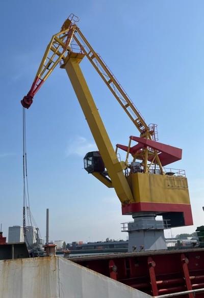Figee Floating Crane