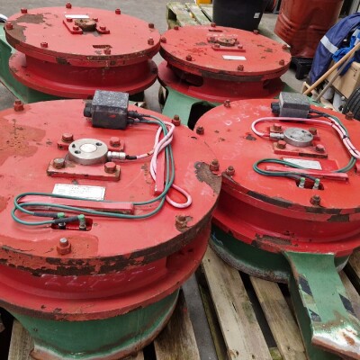 MacGregor 38mm Mooring Sheaves 4sets-2